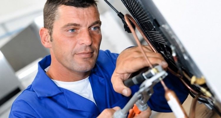 Sparkle Appliance Technician doing Appliance Repair Near You